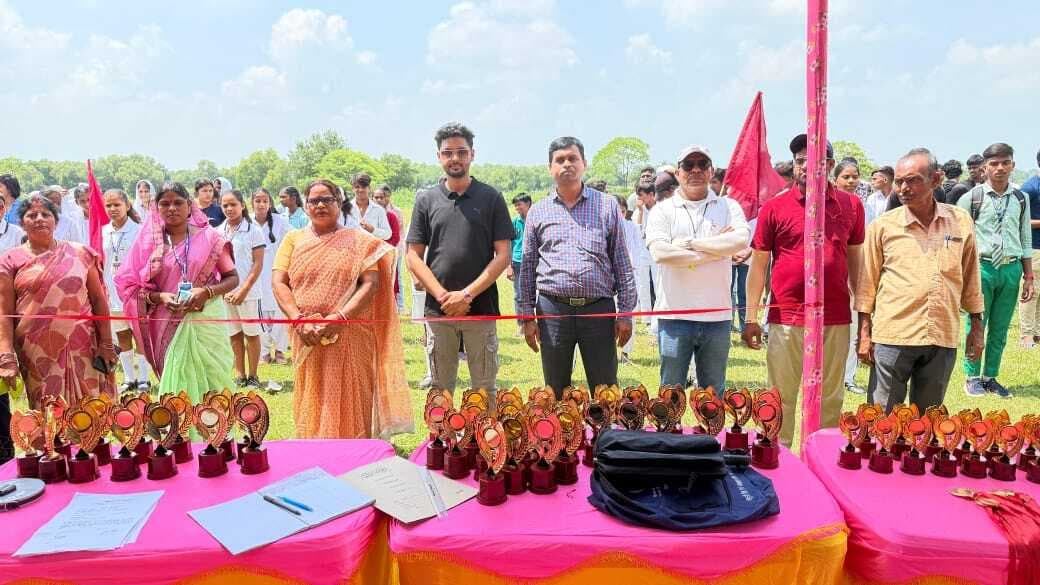 Giridih News: खेलो झारखंड प्रतियोगिता में तारा के बच्चों ने जीते छह पदक