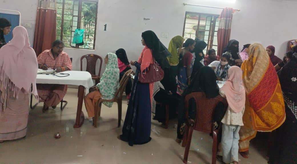 कैंप लगाकर 155 गर्भवतियों की हुई जांच