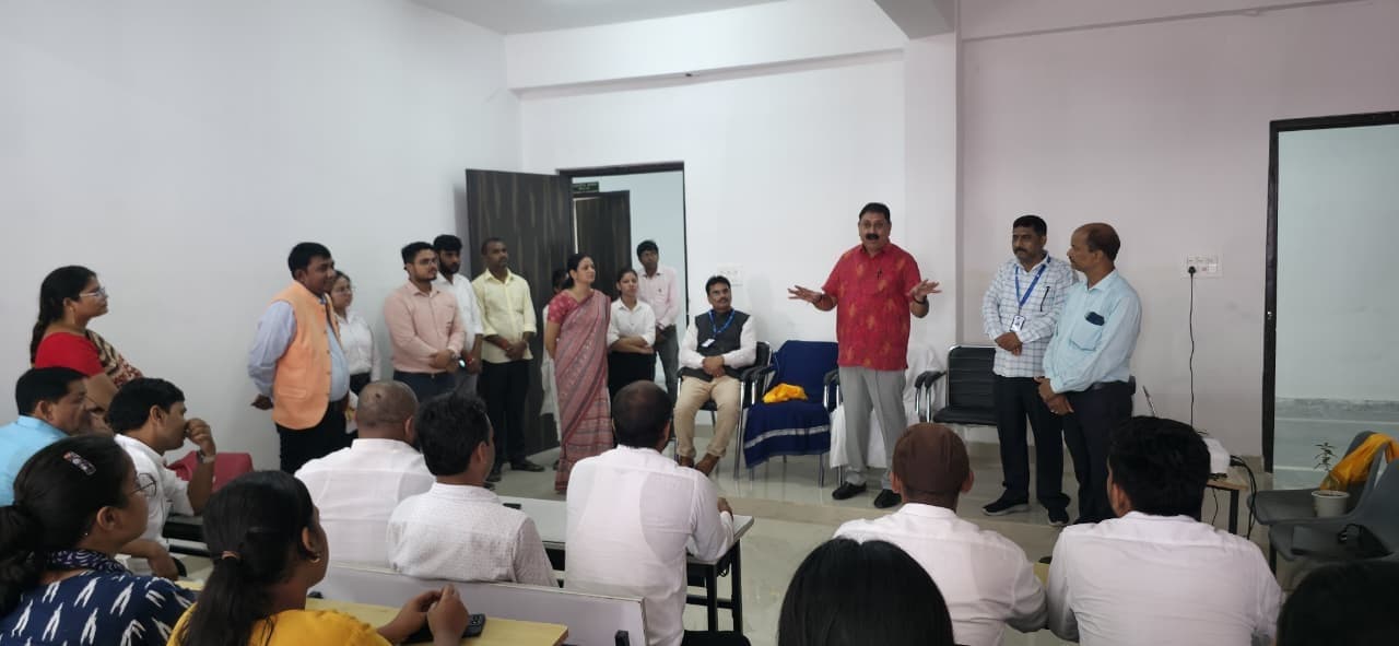 प्लेसमेंट ड्राइव में 51 विद्यार्थियों ने लिया हिस्सा