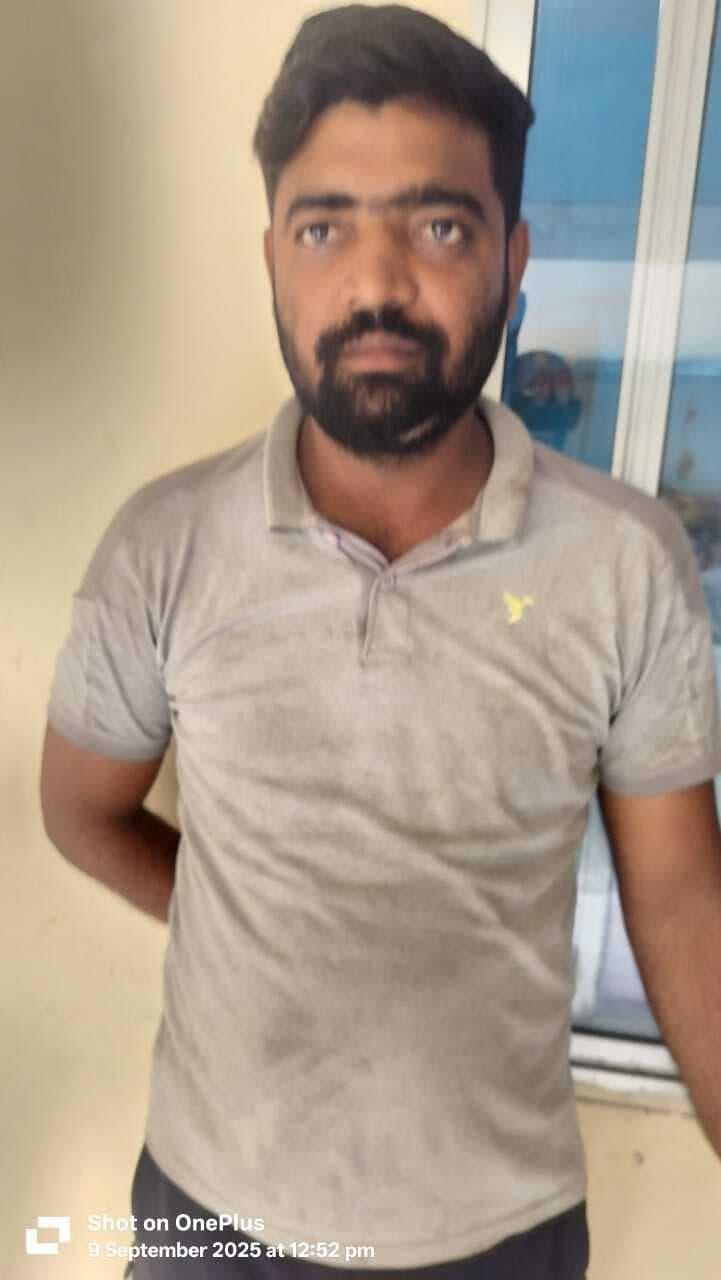 चोरी के ट्रक के साथ दो धराये