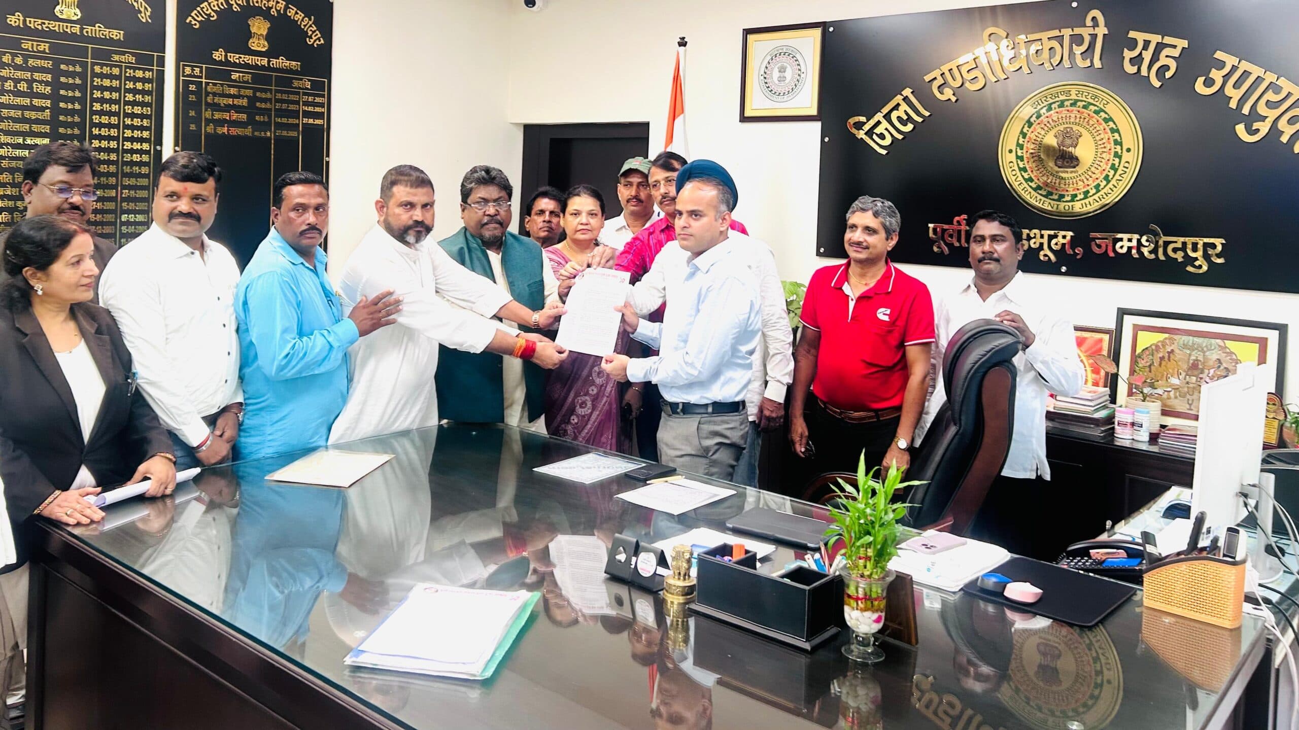 Jamshedpur news. दुर्गा पूजा के दौरान व्यवस्था दुरुस्त व सुगम बनाने में कोई कसर नहीं छोड़ेगा प्रशासन