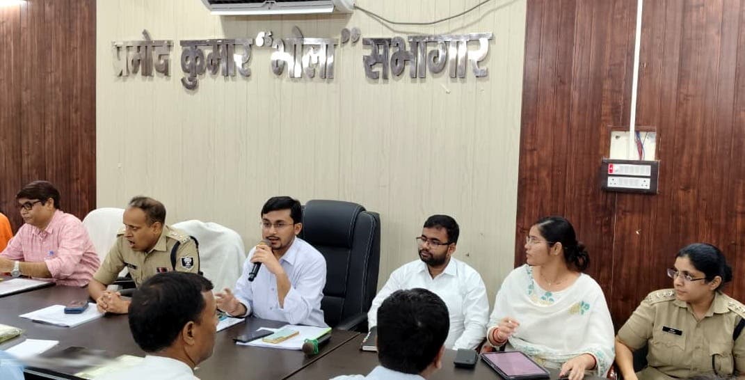 वोटर को डराने वाले होंगे चिह्नित, चेकपोस्ट पर होगी सख्ती