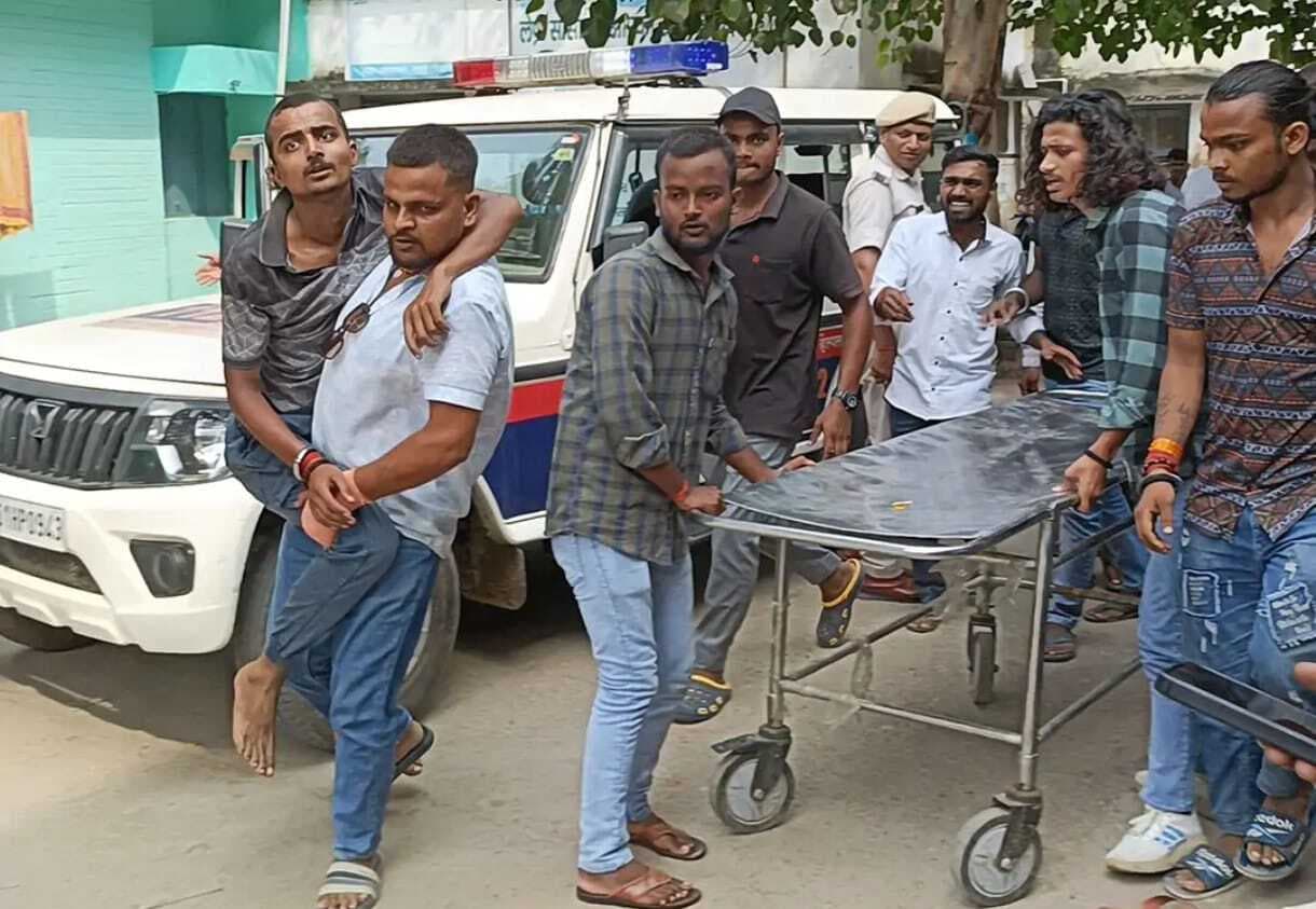 गौ रक्षा दल के सदस्य को बंधक बनाकर पीटा, पटना रेफर