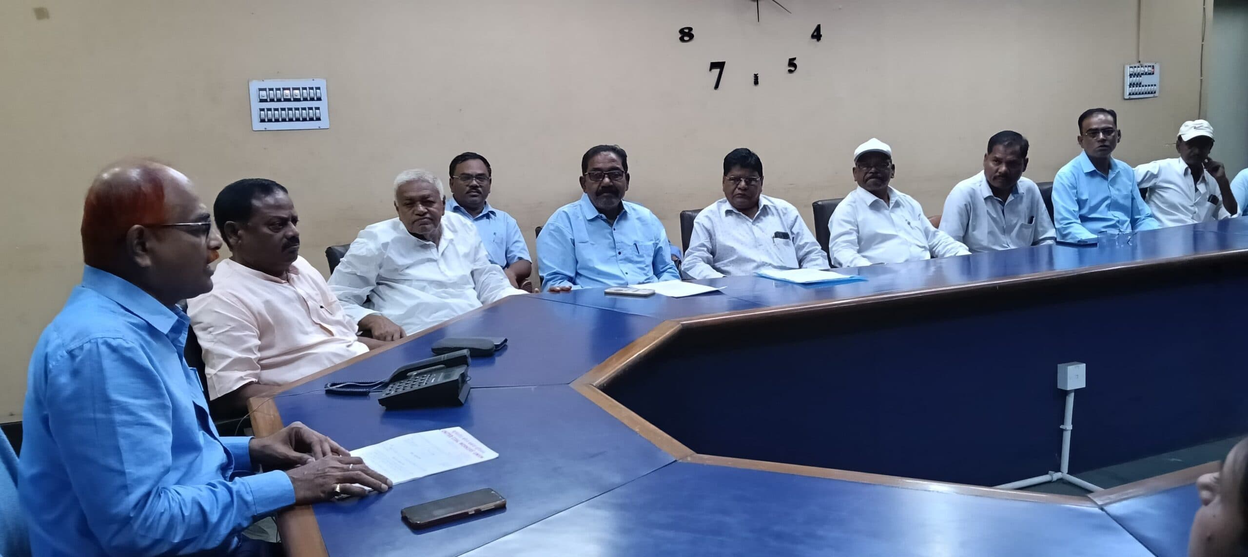 Bokaro News : श्रमिकों की कई मांगों पर प्रबंधन ने जतायी सहमति