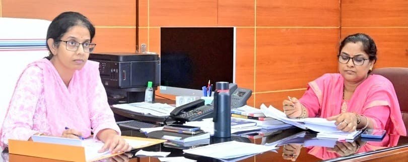 Bokaro News : निष्क्रिय आधार किटों को शीघ्र करें दुरुस्त : डीडीसी