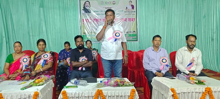 Seraikela Kharsawan News : गांवों को बदल रहीं एसएचजी की महिलाएं