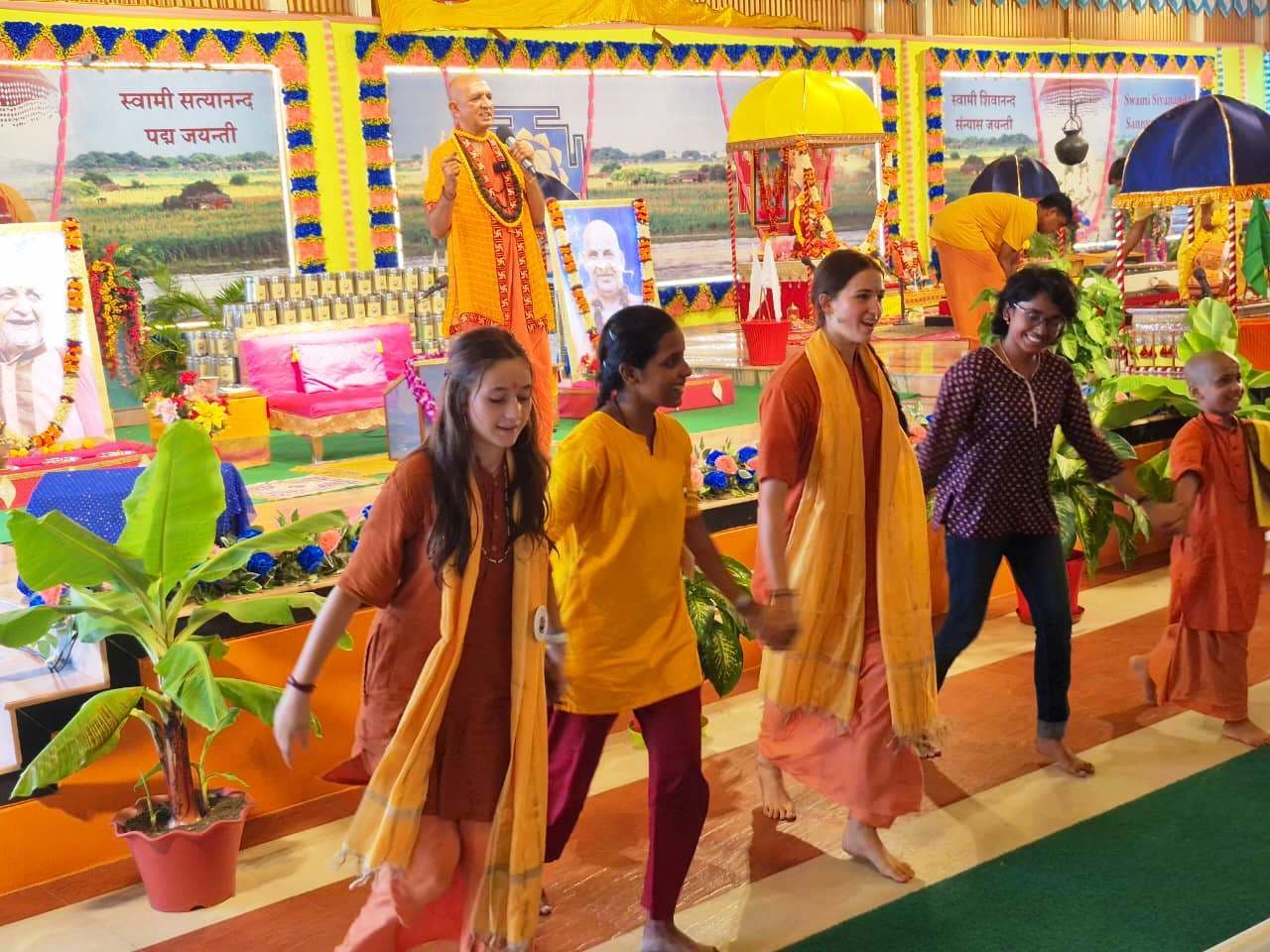 श्री लक्ष्मी-नारायण महायज्ञ : मुंगेर में दिव्य अनुग्रह बरसता रहा