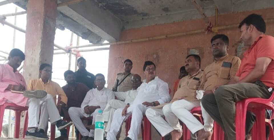 पूर्व विधायक ने किया कार्यक्रम स्थल का निरीक्षण