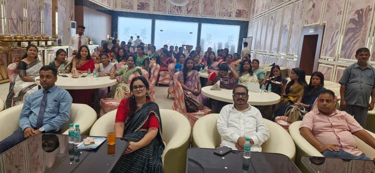 सिंबोसिस में शिक्षक सम्मान समारोह संपन्न