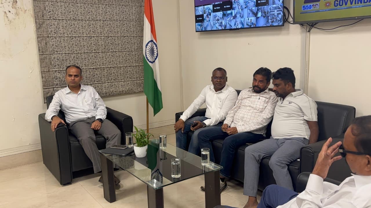 East Singhbhum News : मुआवजा भुगतान में देरी से रैयतों में बढ़ा असंतोष