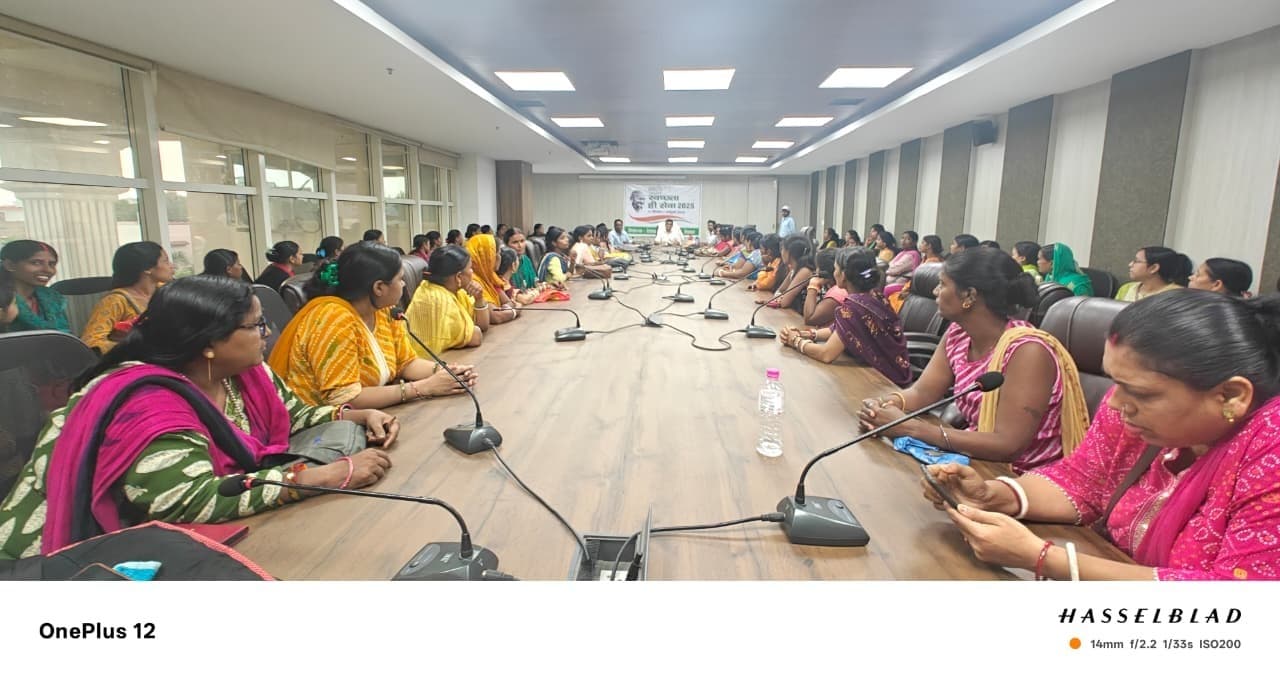 Deoghar news : जनभागीदारी के जरिये निगम चलायेगा स्वच्छता अभियान,  स्वय सहायता समूहों के साथ बनायी रूपरेखा