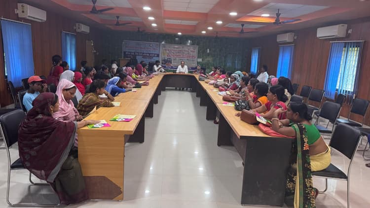 महिला विकास निगम किशनगंज के अंतर्गत 10 दिवसीय विशेष जागरूकता अभियान के तहत विशेष जागरूकता व क्षमता निर्माण सत्र का हुआ समापन