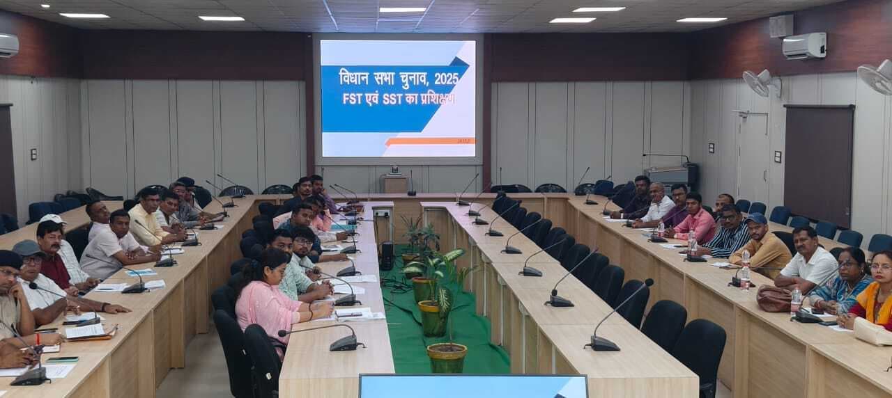 एक प्रत्याशी खर्च कर सकेगा 40 लाख रुपये - डीएम