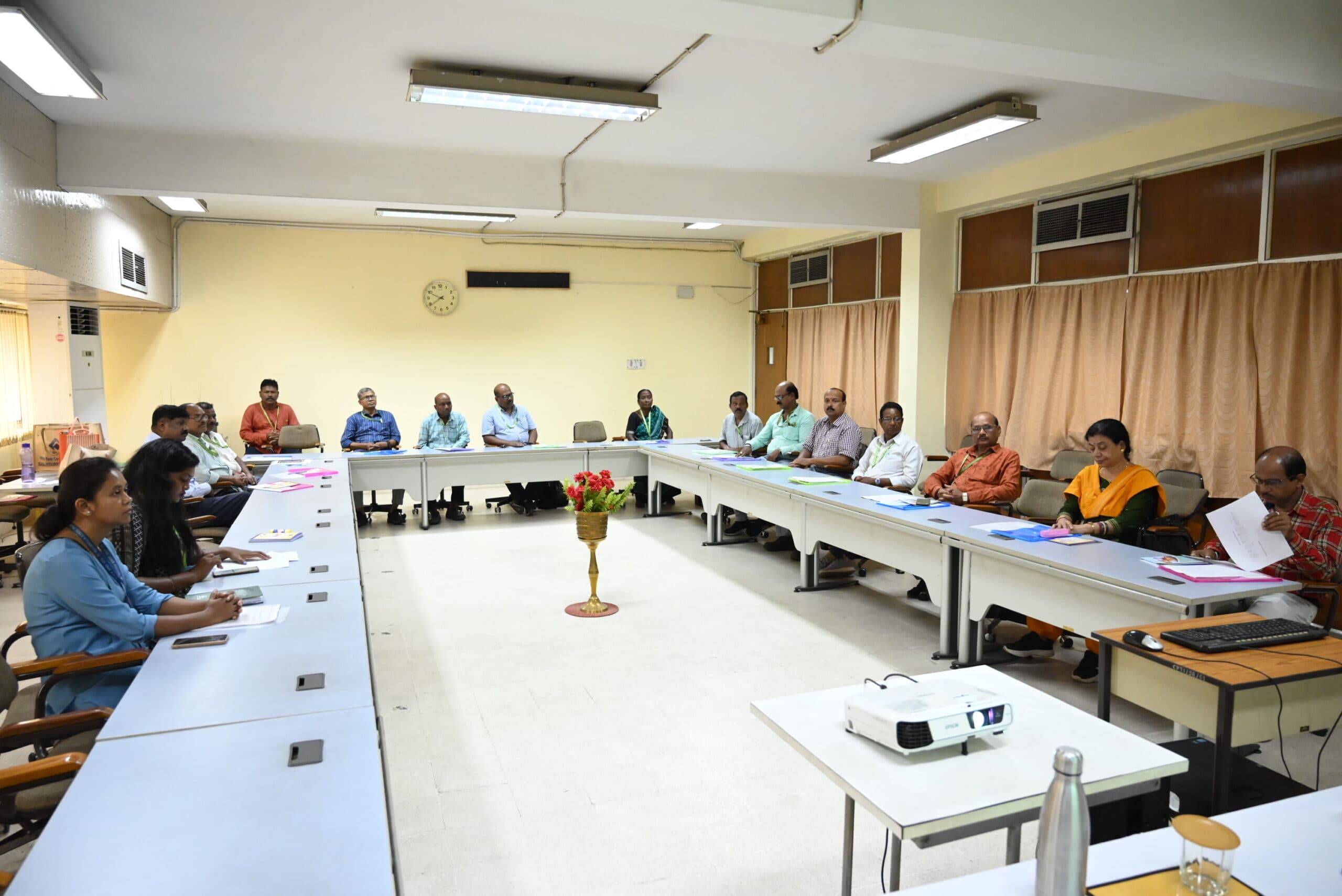 Rourkela News: आरएसपी से सेवानिवृत्त हो जा रहे कर्मचारियों को साइबर सुरक्षा की मिली जानकारी