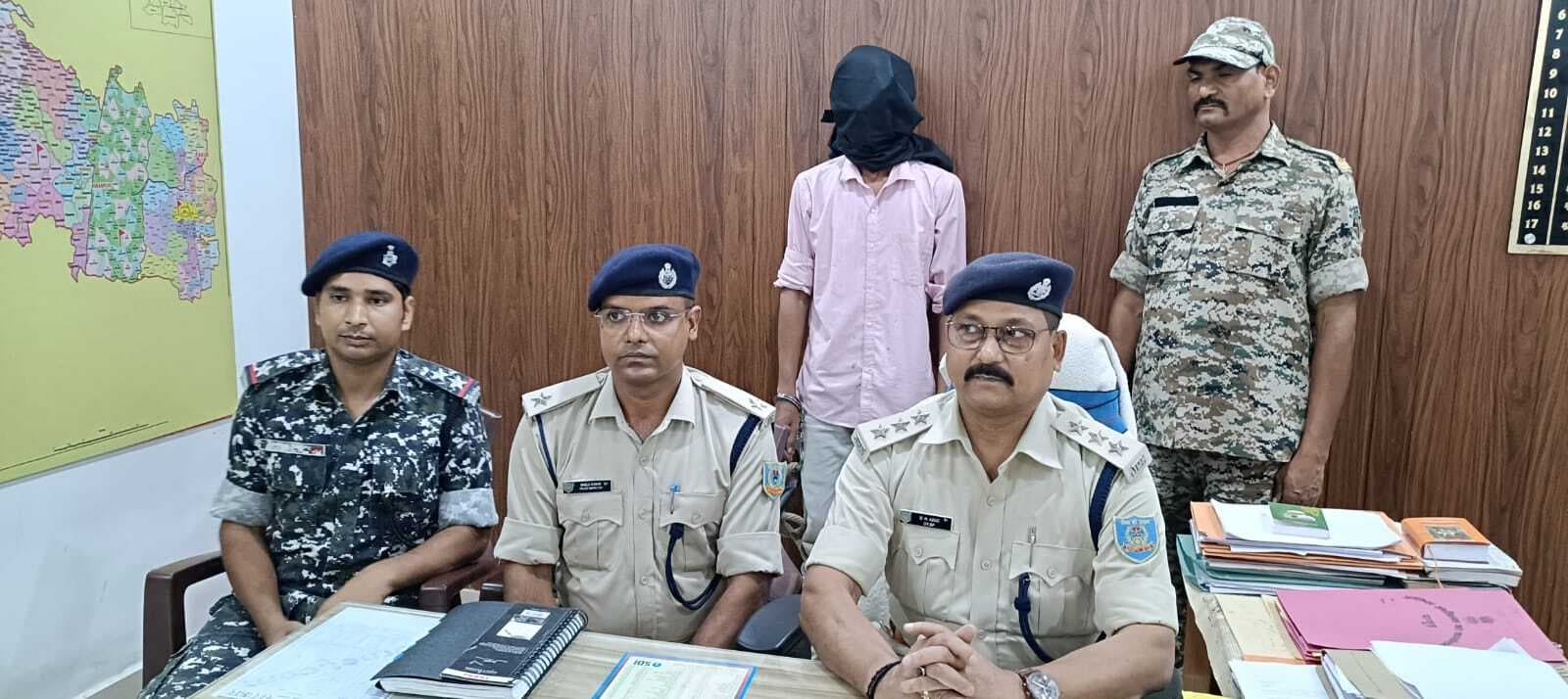 2.28 ग्राम ब्राउन शुगर के साथ एक युवक गिरफ्तार