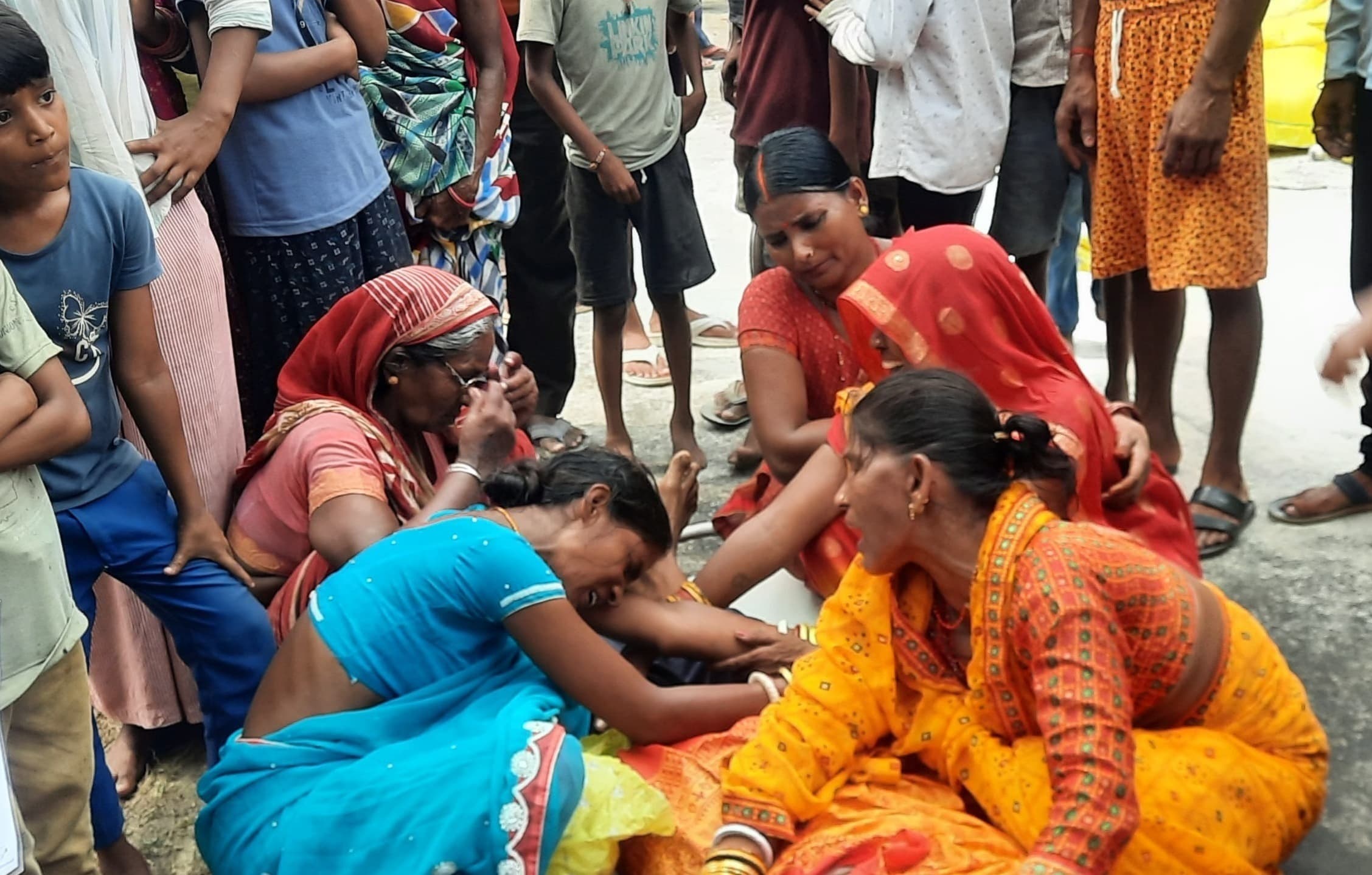 Sitamarhi : ऑन ड्यूटी शिक्षक उमेश की हर्ट अटैक से मौत