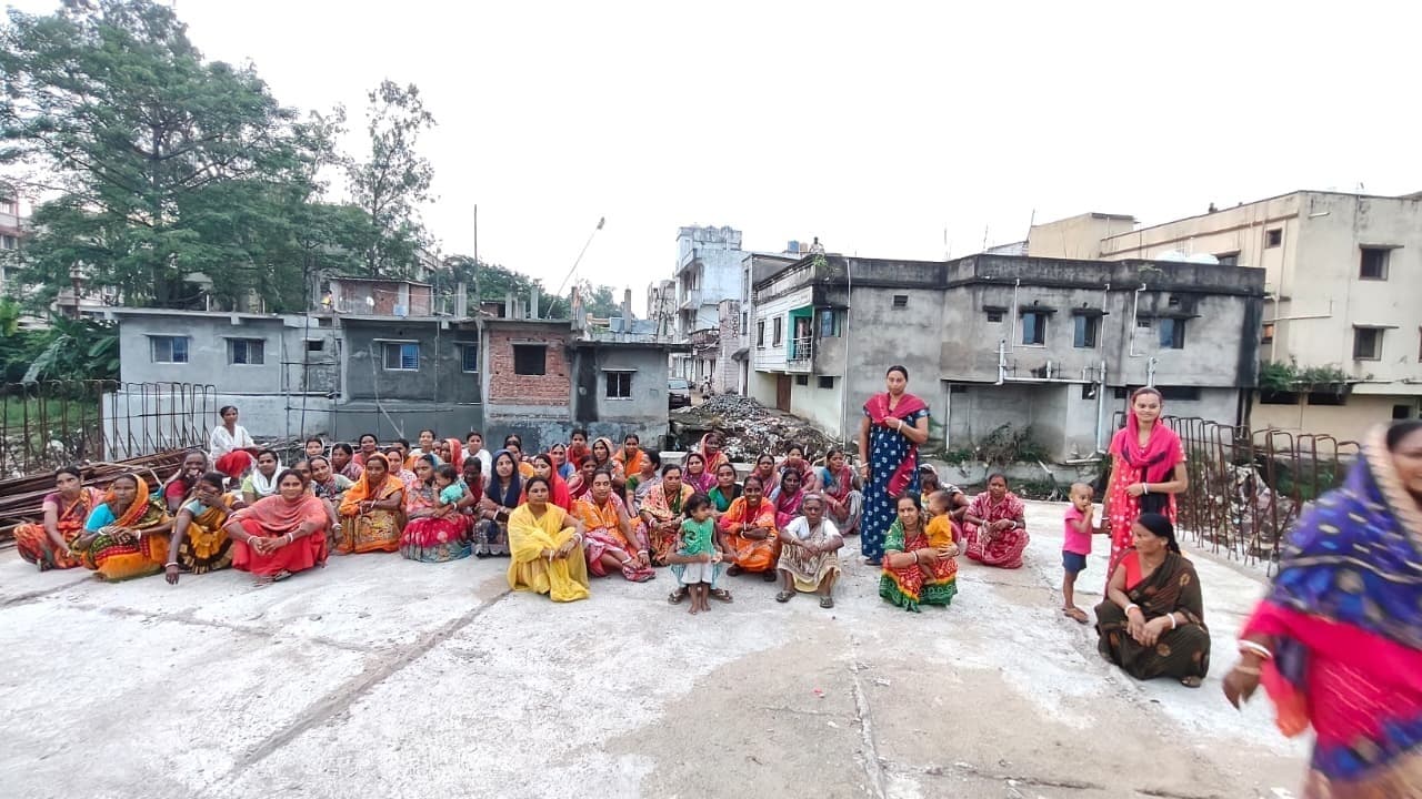 Jamshedpur news. नाले पर अतिक्रमण व अधूरा पुल निर्माण कार्य से ग्रामीण परेशान, प्रशासन से ठोस कार्रवाई की मांग