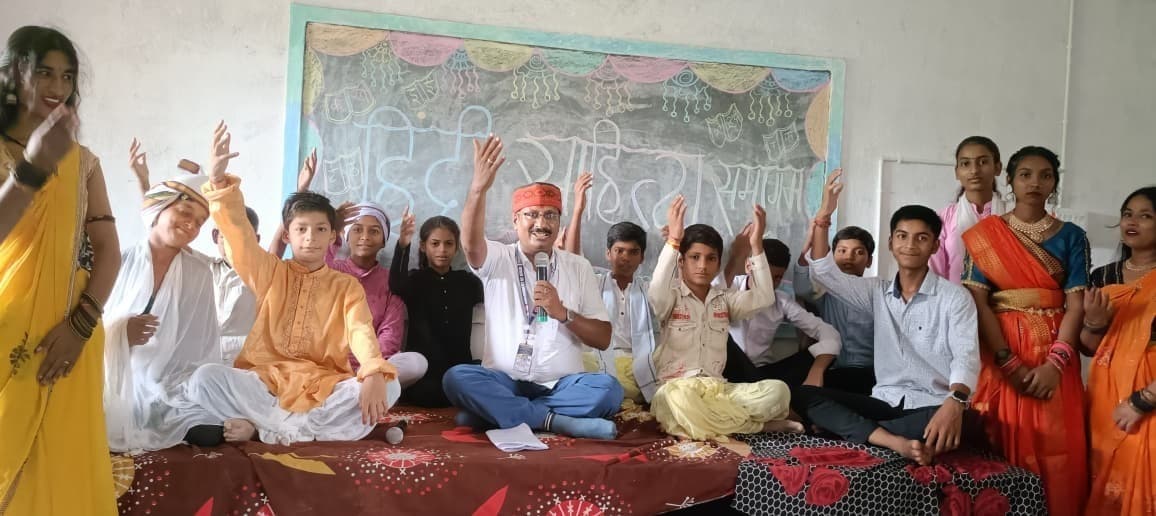 Samastipur News:हिंदी साहित्य समागम में शिरकत कर पुलकित हुए बच्चे