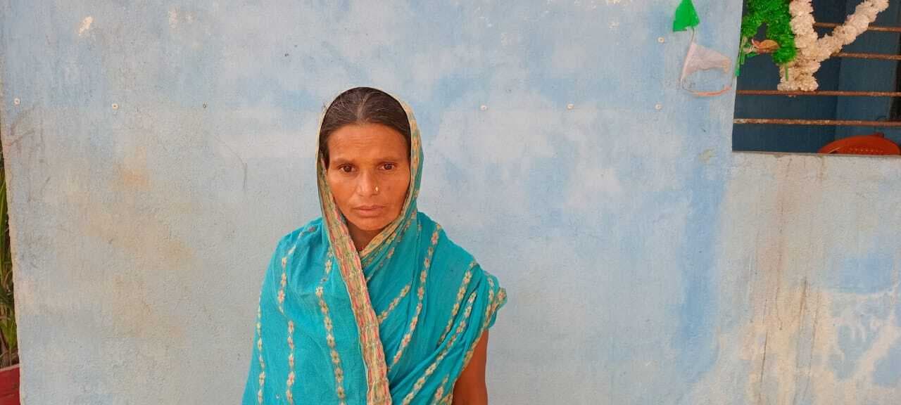 बेलसीरा गांव में महिला के साथ मारपीट, थाना में की शिकायत