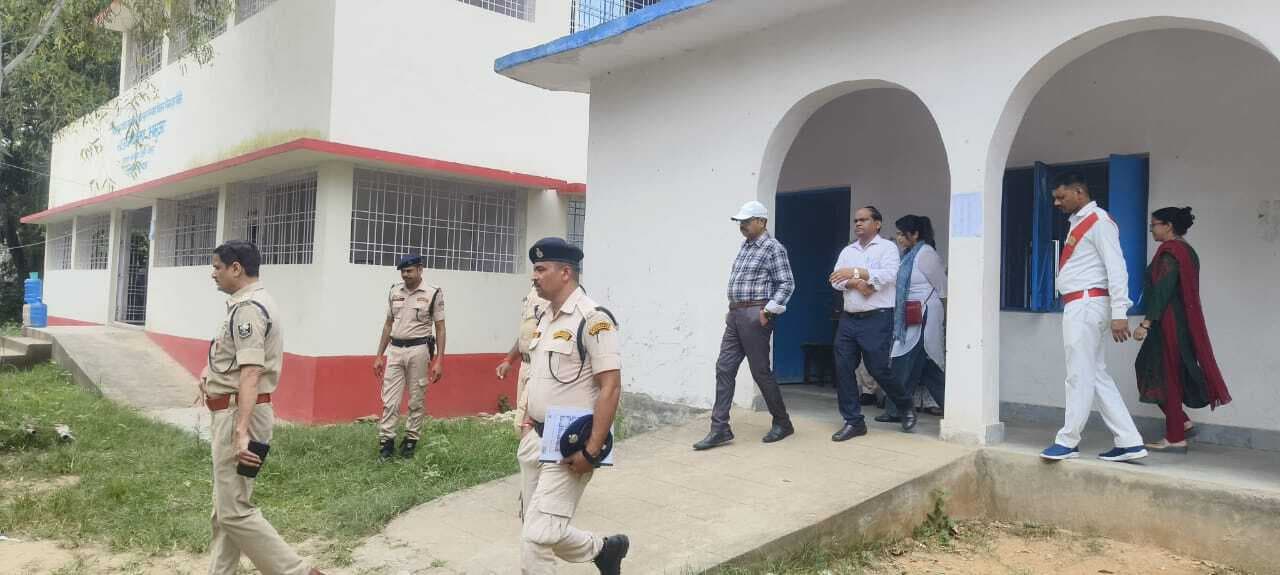 Kaimur News : 71वीं संयुक्त बीपीएससी प्रारंभिक परीक्षा में 2967 अभ्यर्थी अनुपस्थित व 5661 हुए शामिल