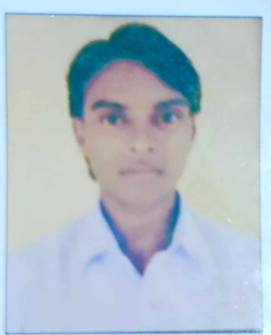 ट्रक ने बाइक सवार को कुचला, सड़म जाम