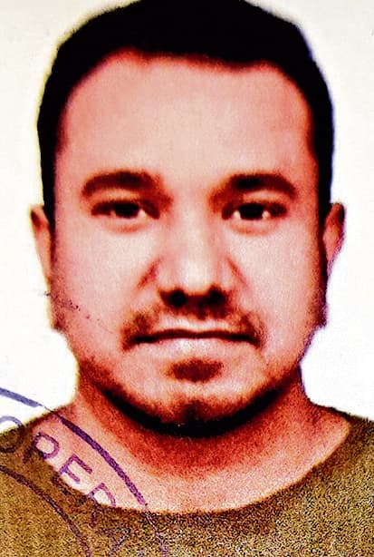 Chaibasa News : भाषा अंग्रेजी, पर दिल से हिंदी को अपनाया, जिया और आगे बढ़ाया