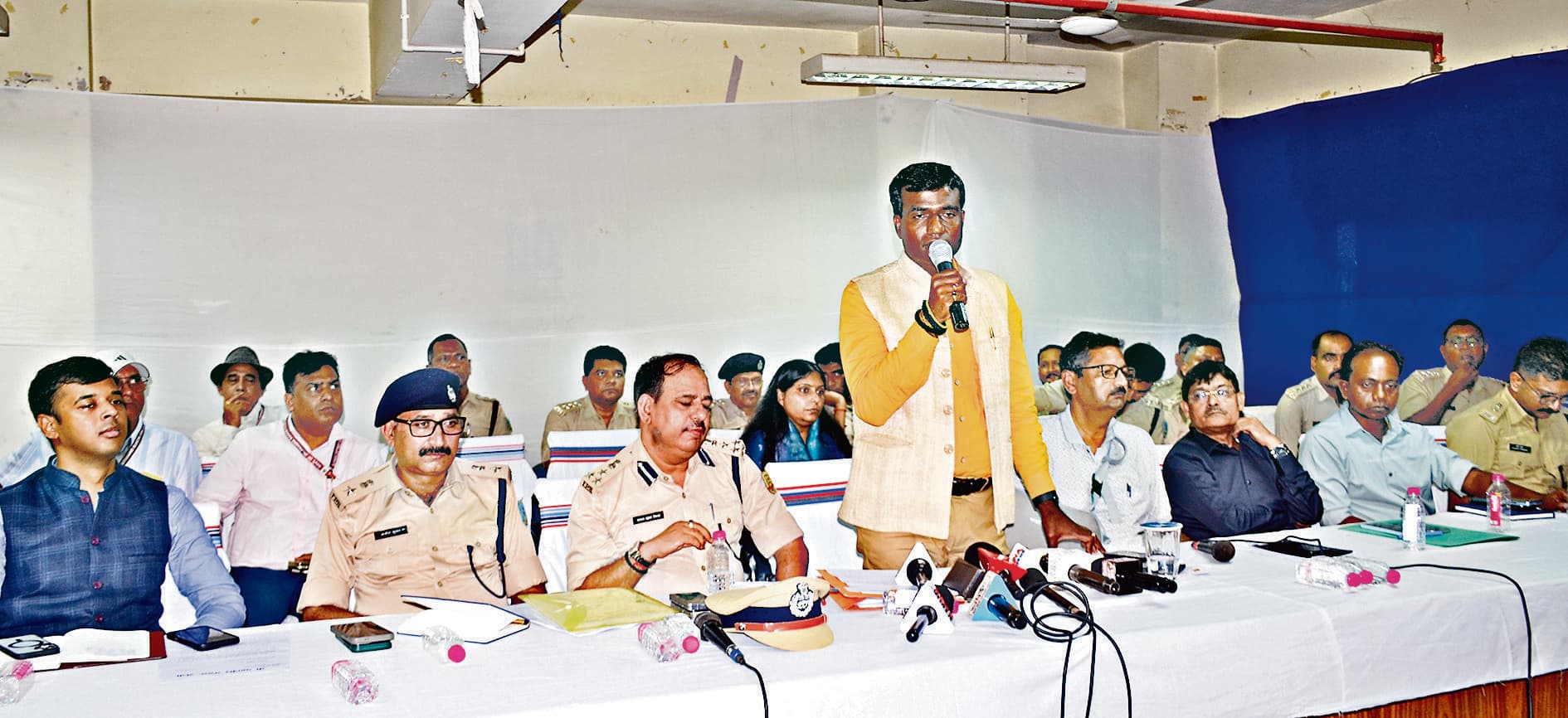 Ranchi news : पूजा के दौरान लोगों की सुरक्षा प्रशासन की प्राथमिकता : डीसी