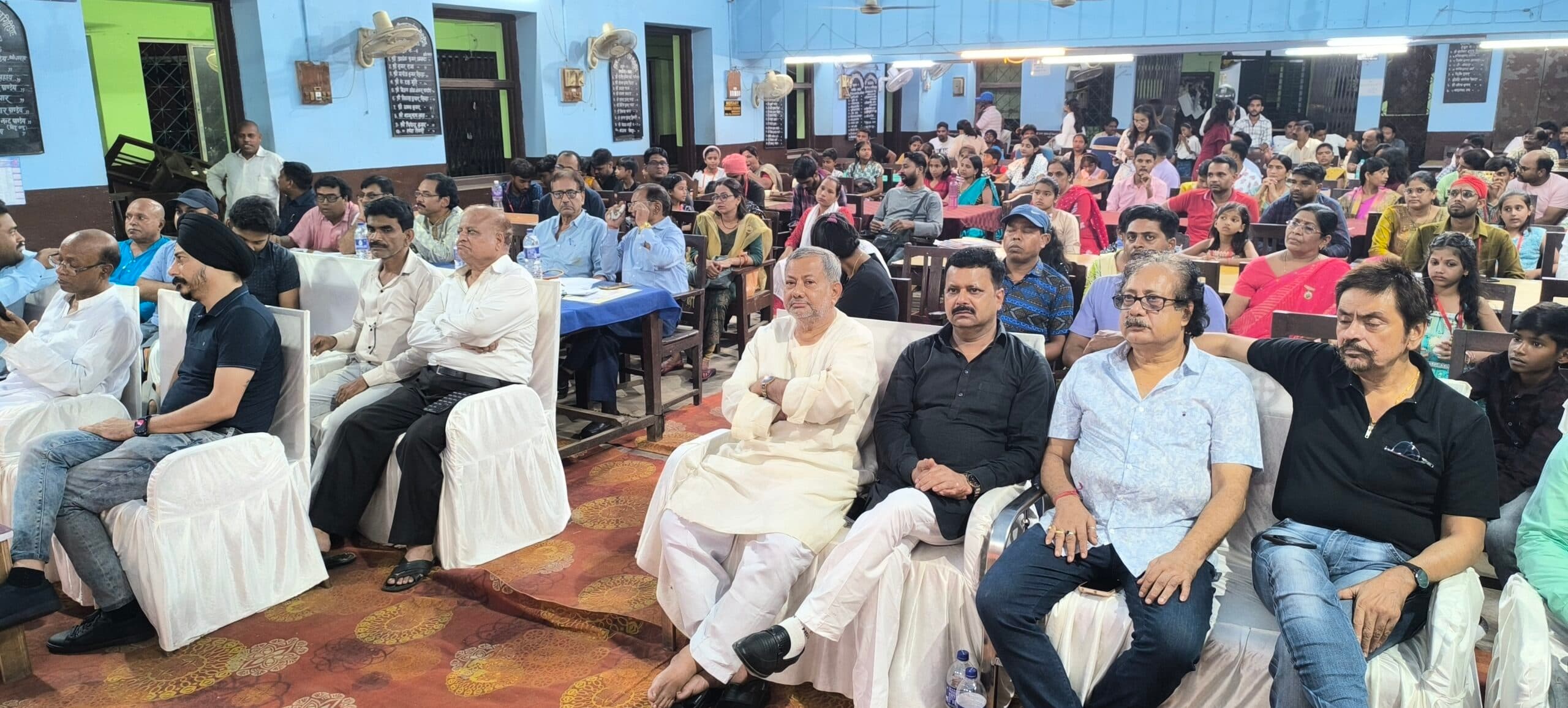 Giridih news: सारेगामा गीत प्रतियोगिता का हुआ सेमीफाइनल