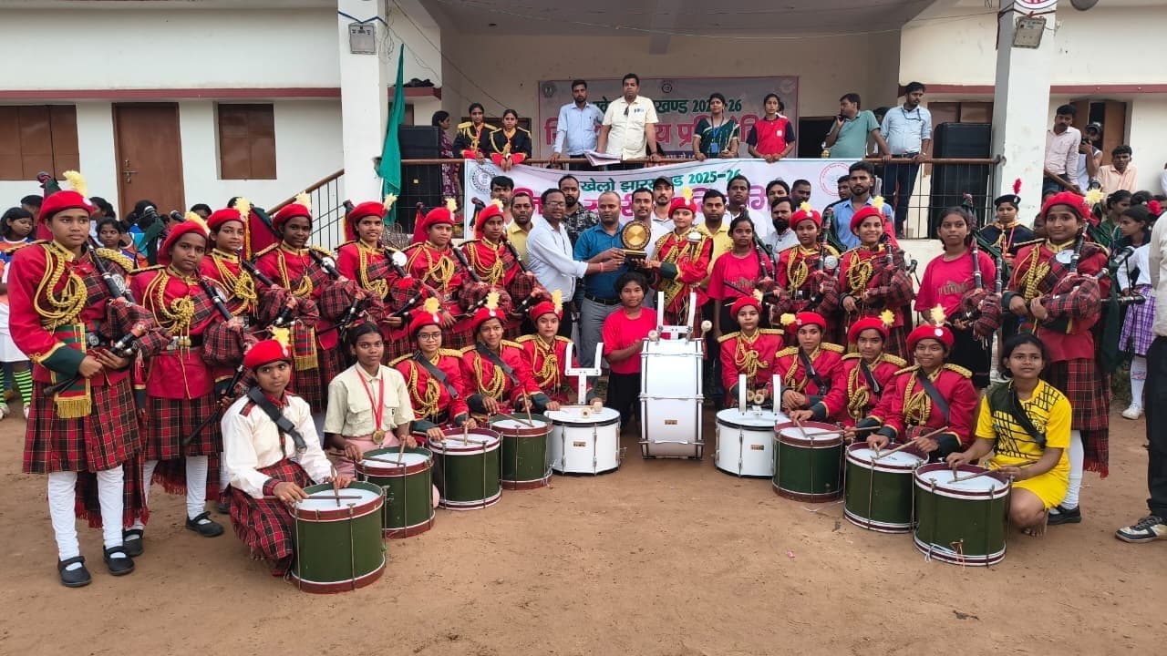 Giridih news: खेलो झारखंड प्रतियोगिता के विजेताओं को किया गया सम्मानित