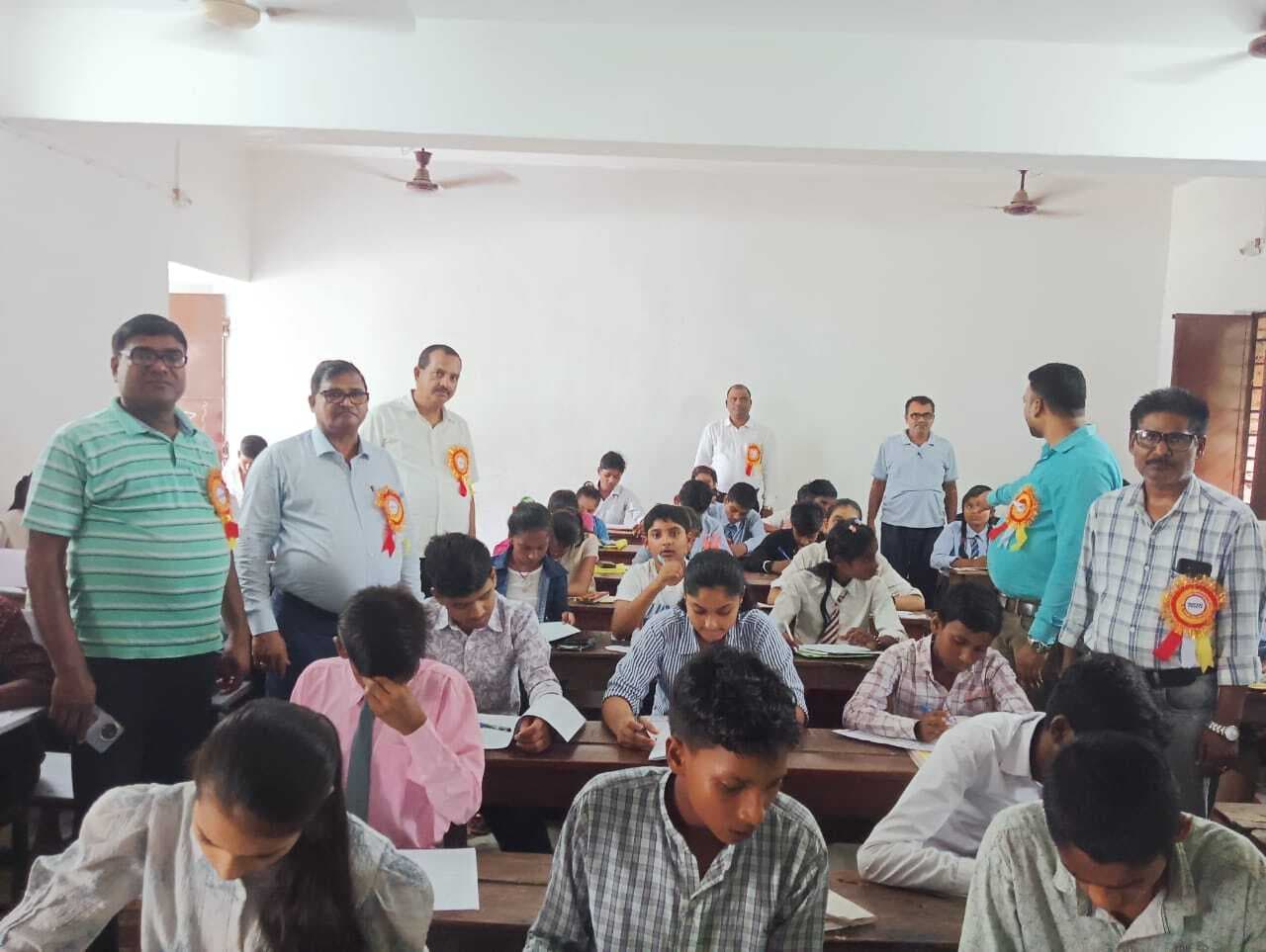 25 सौ से अधिक बच्चों ने परीक्षा में लिया भाग