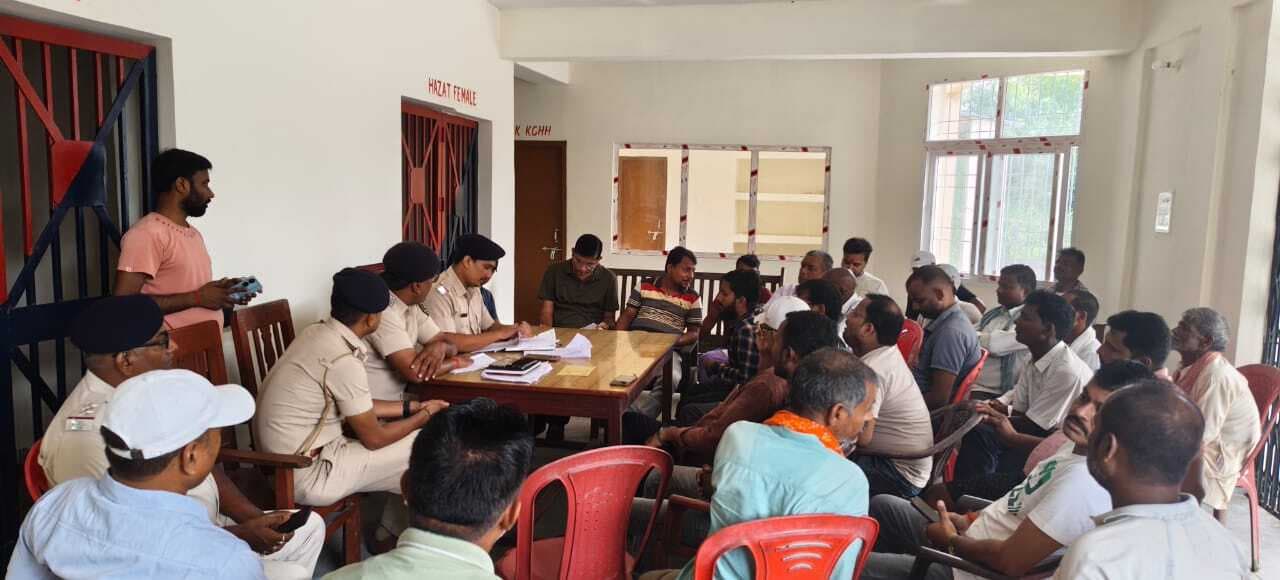 शांति समिति की बैठक, विश्वकर्मा पूजा व दुर्गा पूजा को लेकर हुई चर्चा