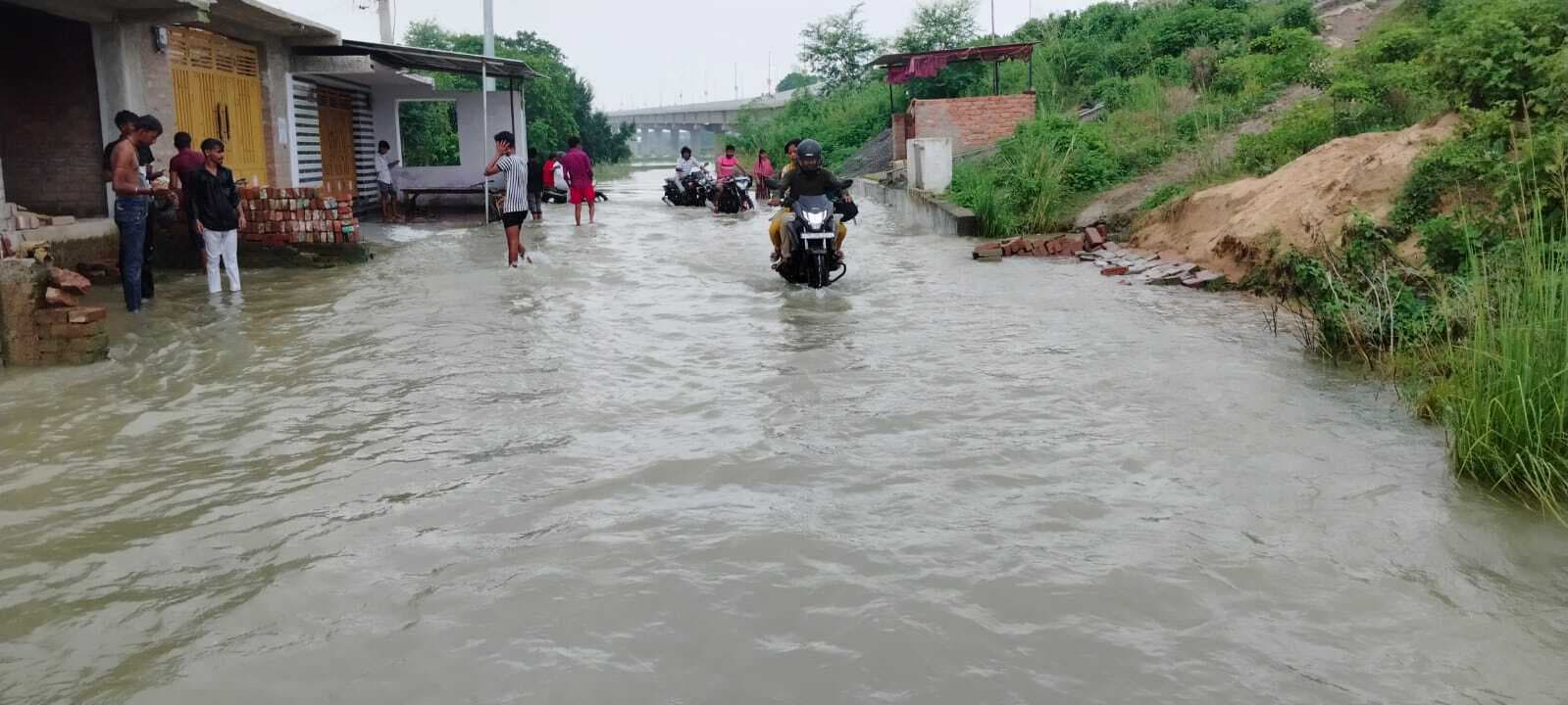 गंगा के जलस्तर में उतार-चढ़ाव के बाद 39.29 मीटर पर फिर स्थिर हुआ जलस्तर