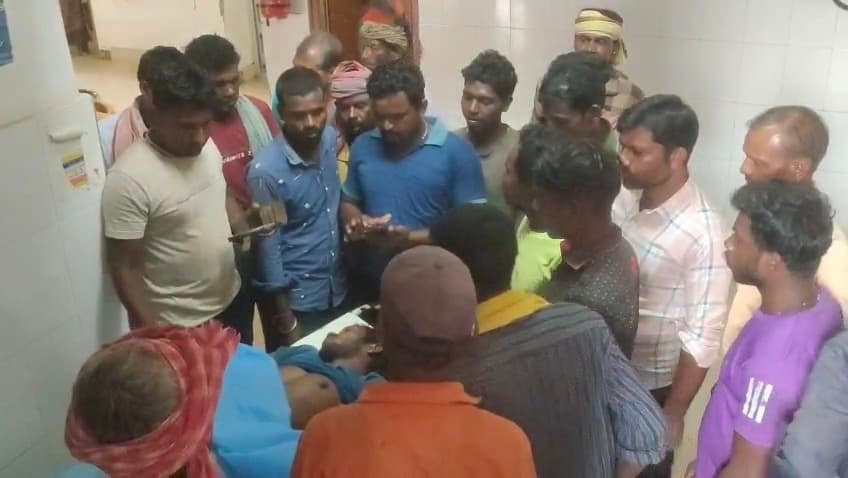 Deoghar News : निर्माणाधीन रेलवे ओवरब्रिज से गिरकर मजदूर की मौत, सुरक्षा व्यवस्था पर उठे सवाल