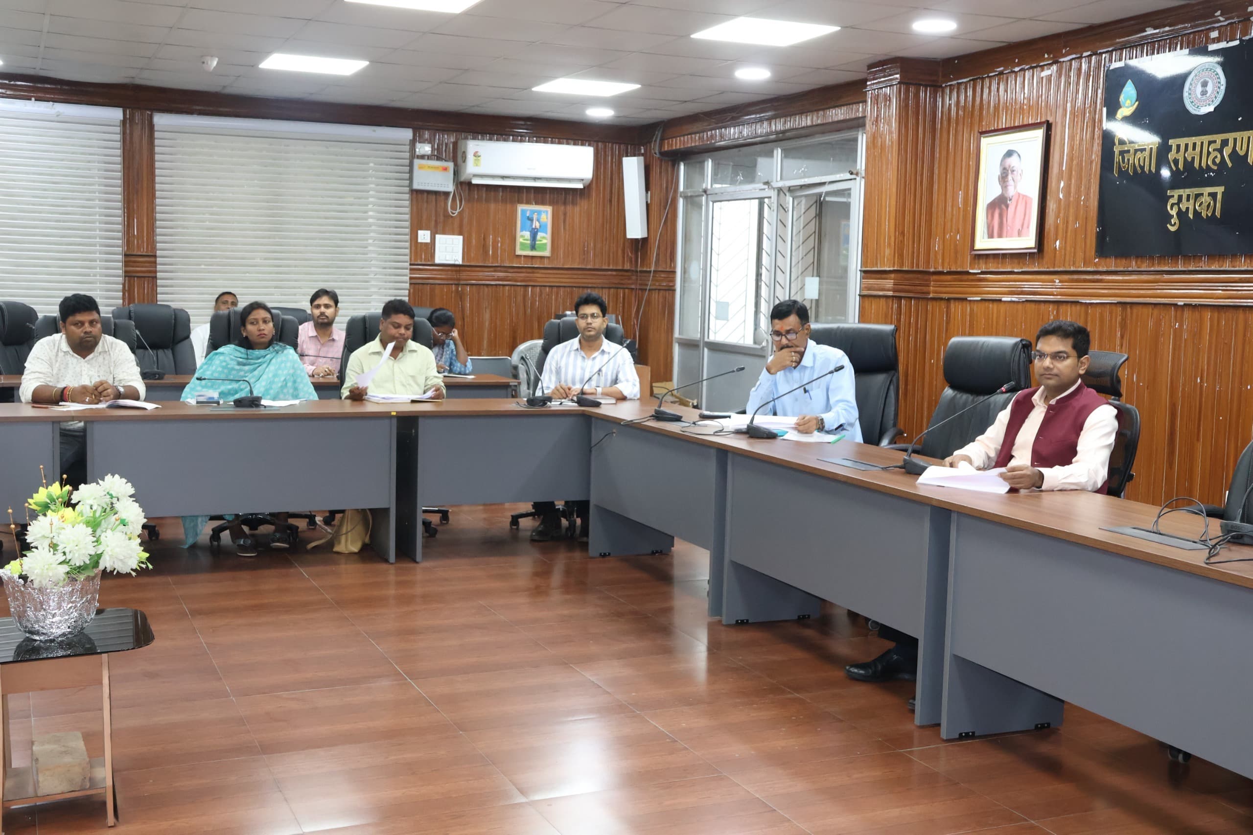 राशन उठाव नहीं करनेवाले कार्डधारियों का नाम हटायें : डीसी