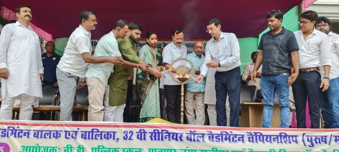 hajipur news. राज्य सब जूनियर व सीनियर बाॅल बैडमिंटन में बेगूसराय, पूर्वी चंपारण व लखीसराय ने जीते मैच