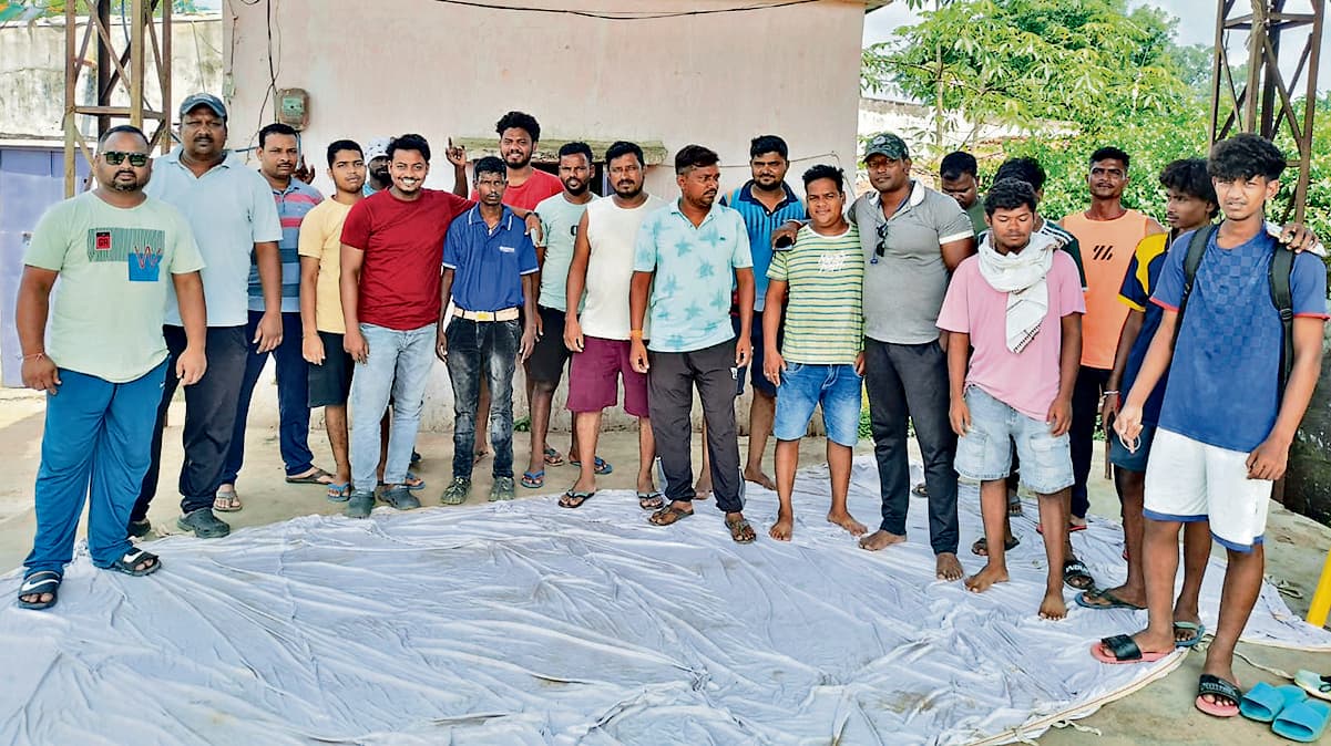 Rourkela News: बंडामुंडा में 60 फीट ऊंचा बनेगा रावण का पुतला, आतिशबाजी होगी आकर्षण