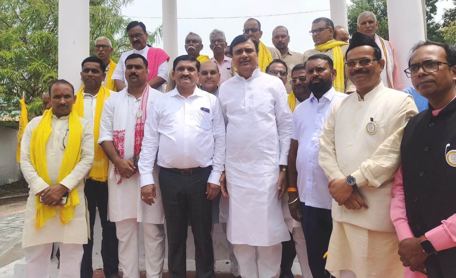 शहीद जगतपति स्मारक से जन सुराज की बिहार बदलाव यात्रा  शुरू