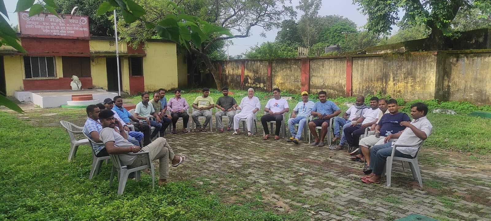 त्योहार में असंगठित मजदूरों को काम से नहीं हटाने की मांग