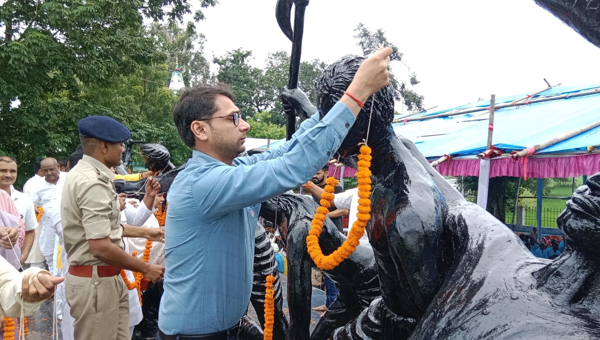 जबतक अपनी सोच विकासात्मक नहीं बनाते, तबतक हम पूर्णरूप आजाद नहीं : डीएम