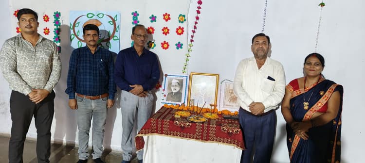 एसीसी हाई स्कूल खलारी में हिंदी दिवस मना