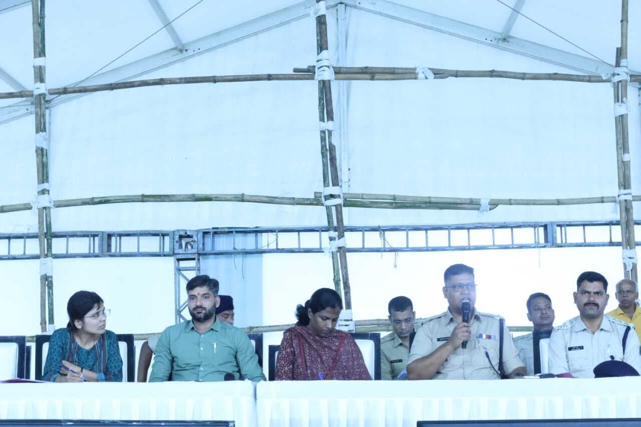 मुख्यमंत्री हेमंत सोरेन और उच्च न्यायालय के मुख्य न्यायाधीश टीएस चौहान आज खूंटी में