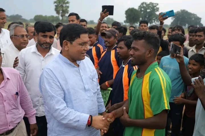 छप्परघुट्टो सीनियर ने जीता मड़ैया बथान फुटबॉल टूर्नामेंट का खिताब