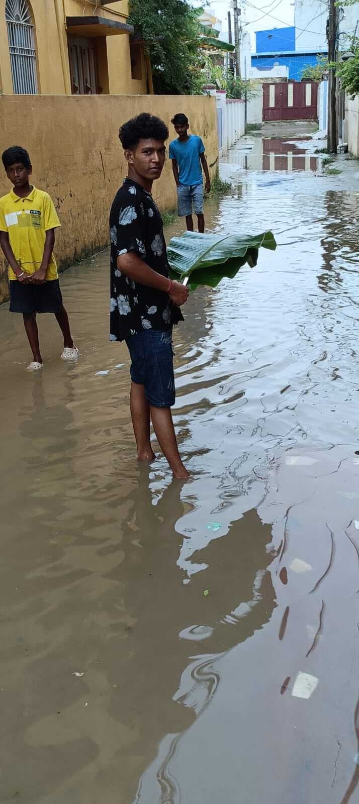 Madhubani News : झमाझम बारिश से शहर का कई कॉलोनी हुआ पानी-पानी