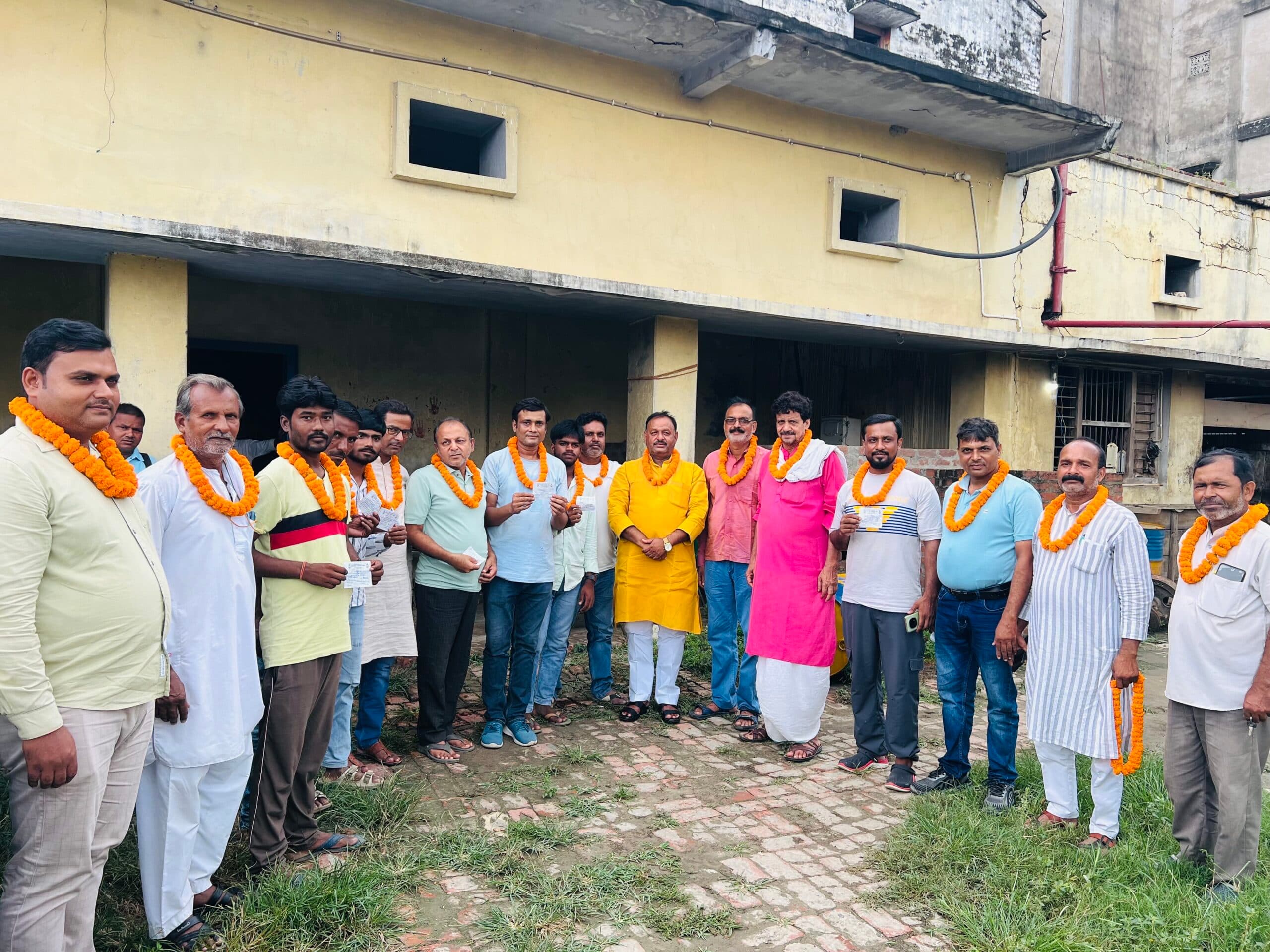 फुलवरिया में विशेष सदस्यता कार्यक्रम में 51 लोगों ने थामा राजद का दामन