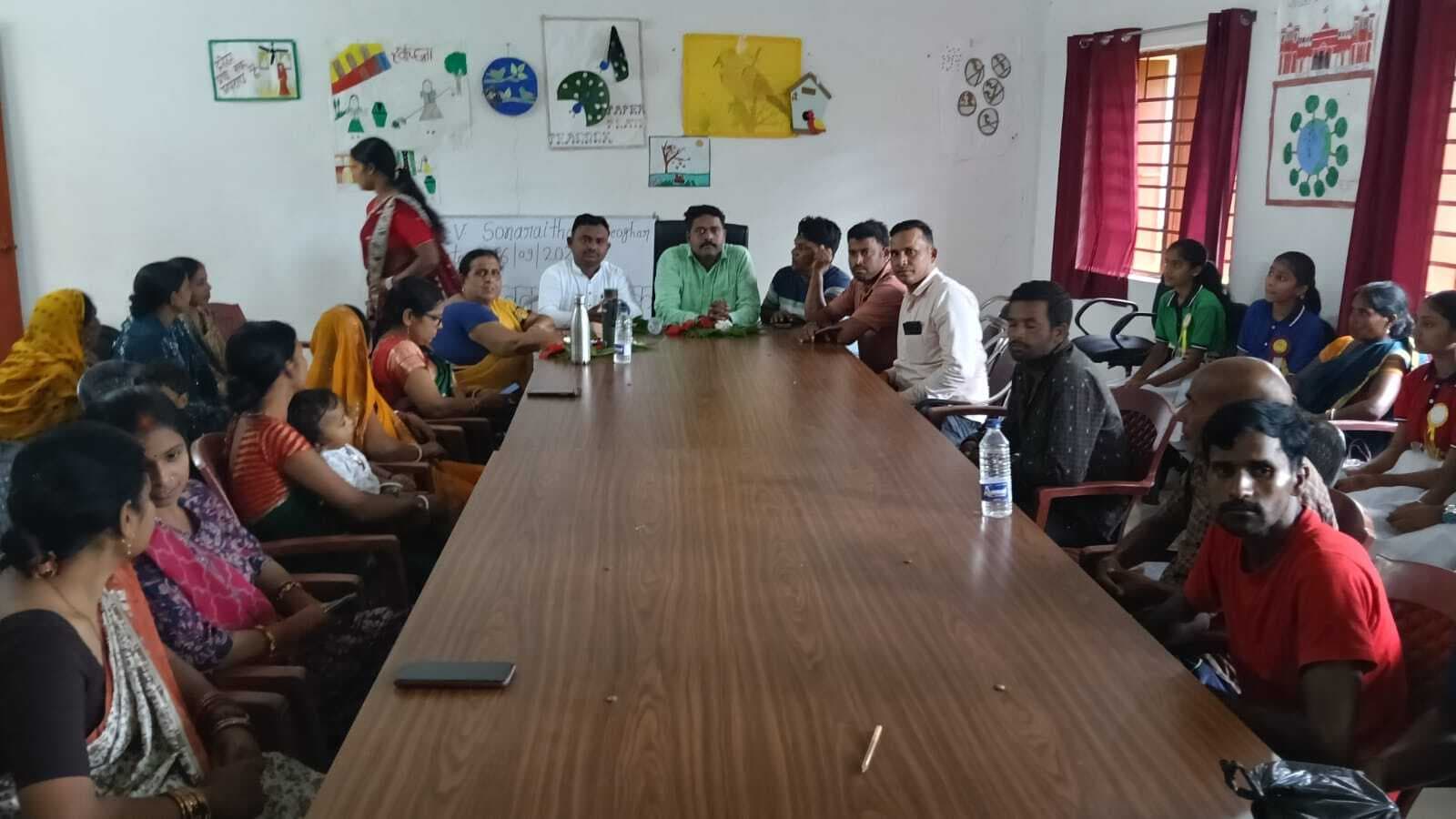 बच्चियों को शिक्षा ग्रहण करने में सहयोग करें : करुणा राय