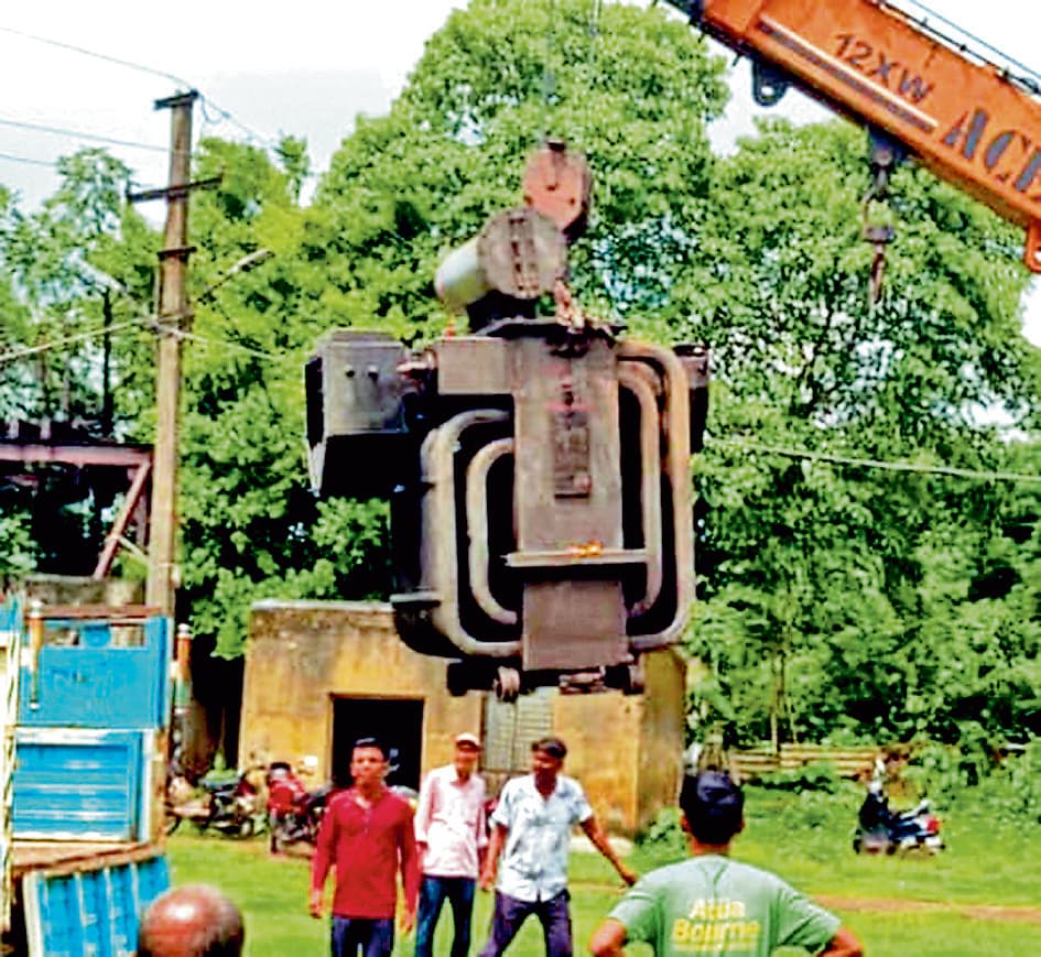दुर्गापूजा से पहले अंधकार में डूबा एबी पिट का पूरा इलाका