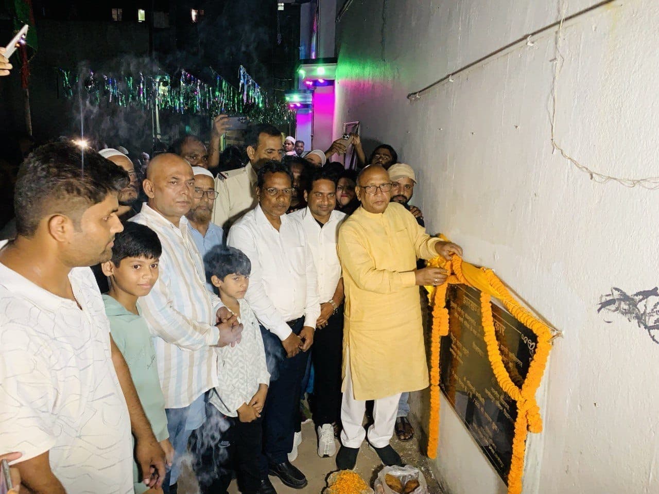 Jamshedpur news. कपाली में 1.01 करोड़ की लागत से बनेगा पुल, निर्माण कार्य का सरयू राय ने किया शिलान्यास