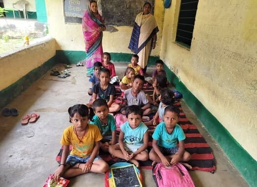 आंगनबाड़ी केंद्रों में मनाया जाएगा पोषण माह, भवन अभाव से बच्चे और सेविकाएं बेहाल