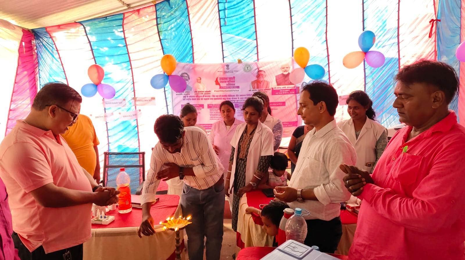 पाकुड़िया में 786 मरीजों की हुई नि:शुल्क स्वास्थ्य जांच