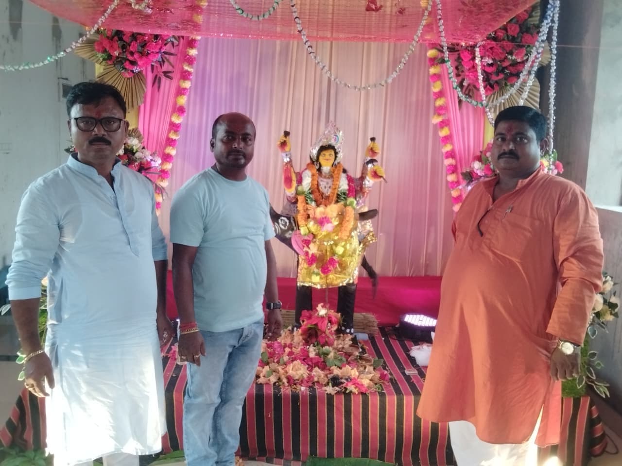 धूमधाम से मनाया गया विश्वकर्मा पूजा